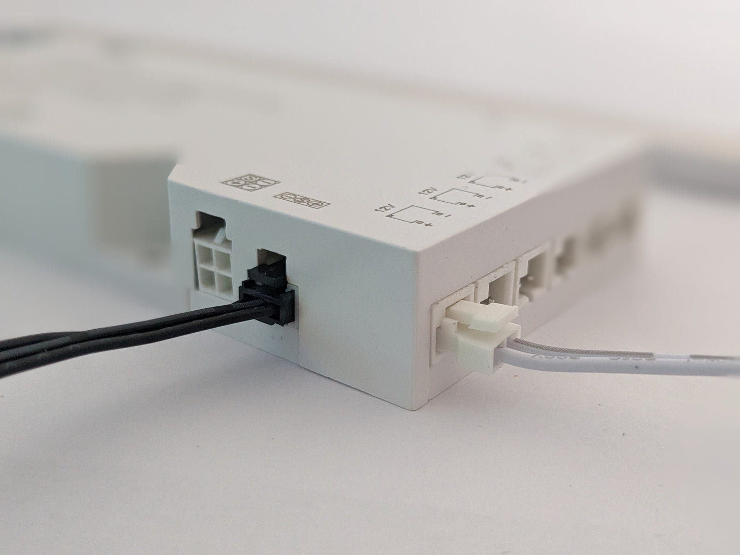 Wardrobe LED Lights | Dotless | Plug In | Motion sensor
