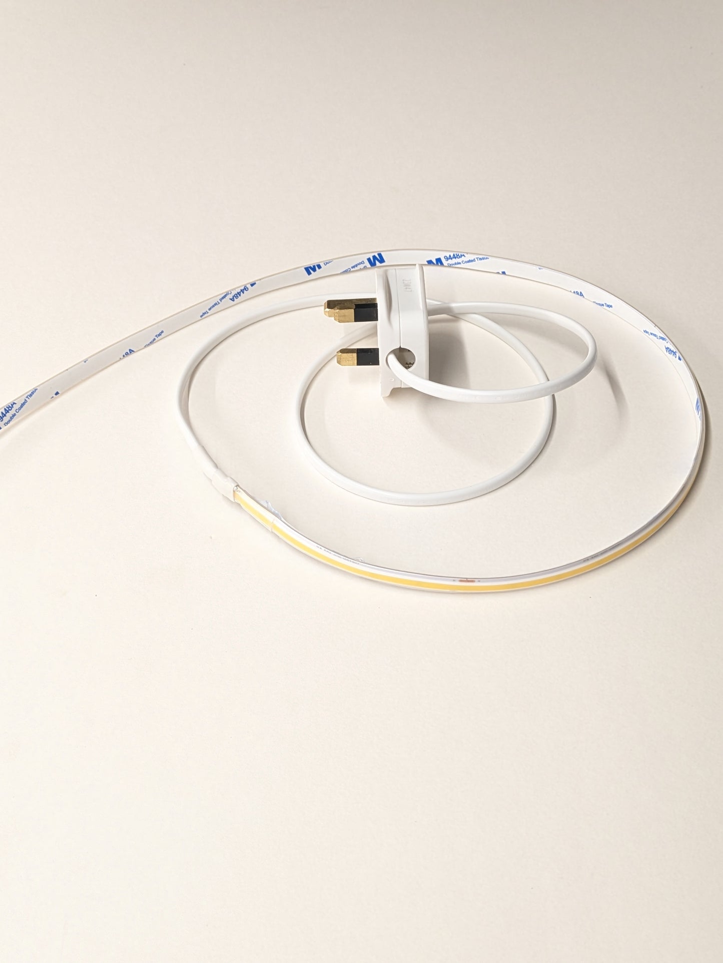 Coving | Over cabinets lighting COB LED Strip | Seamless | No dots | 230V No driver required | 5M