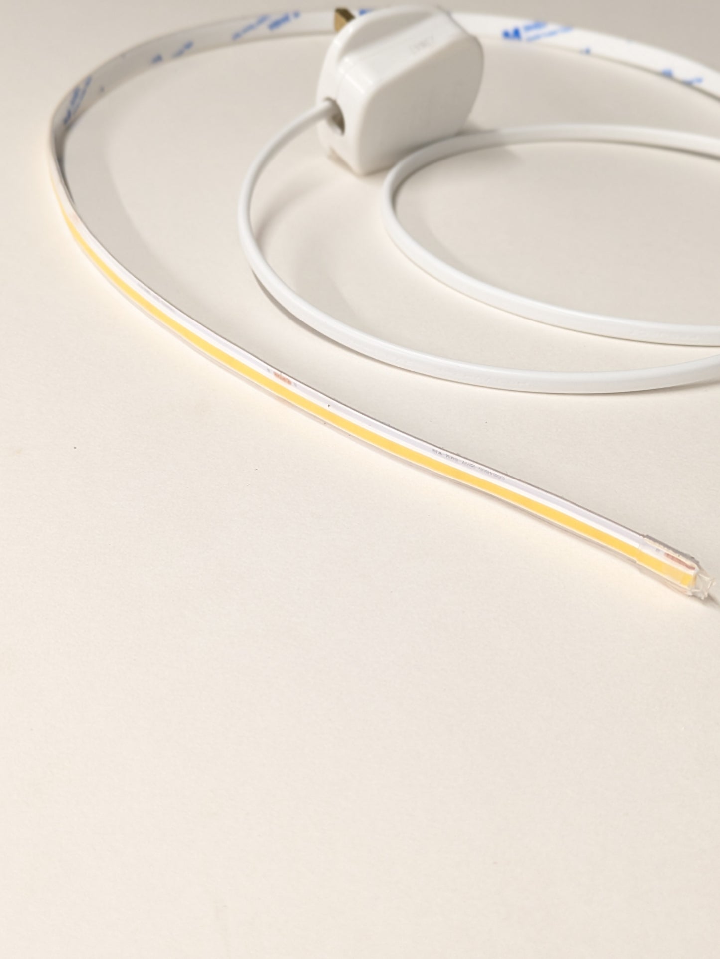 Coving | Over cabinets lighting COB LED Strip | Seamless | No dots | 230V No driver required | 5M