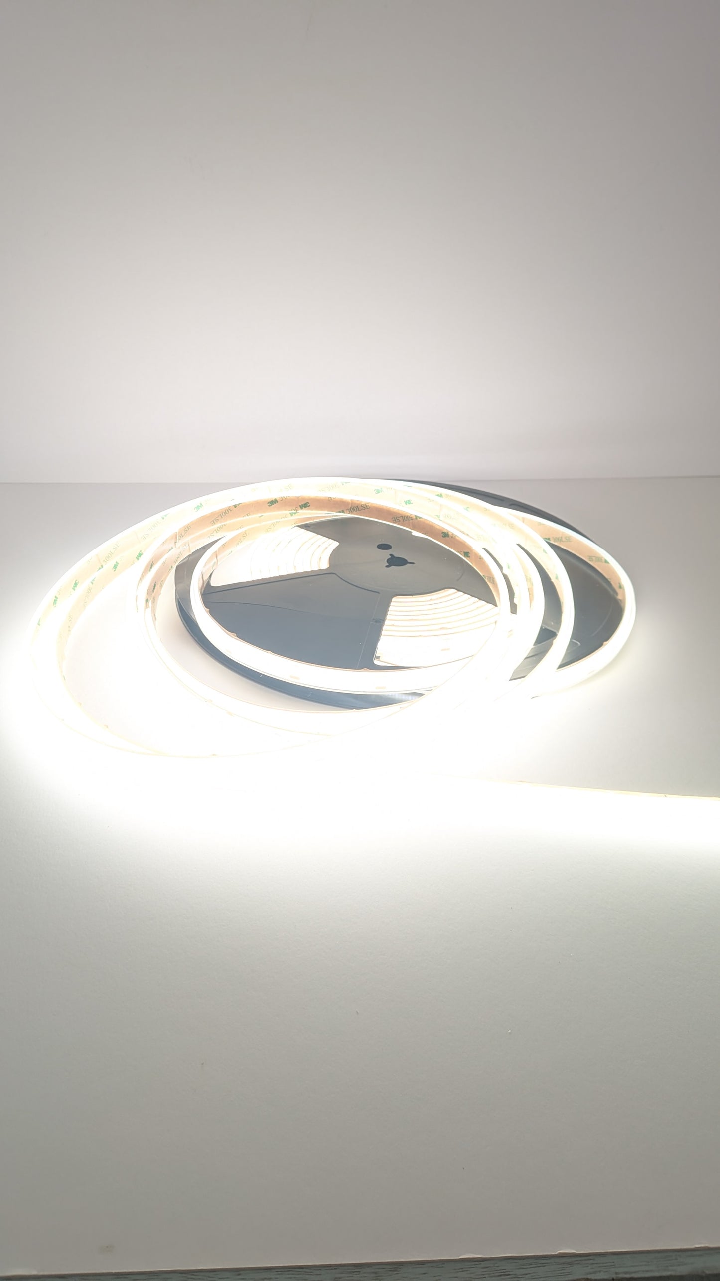 Outdoor COB LED Strip | IP 68 | 1550 Lumens Bright | Dotless