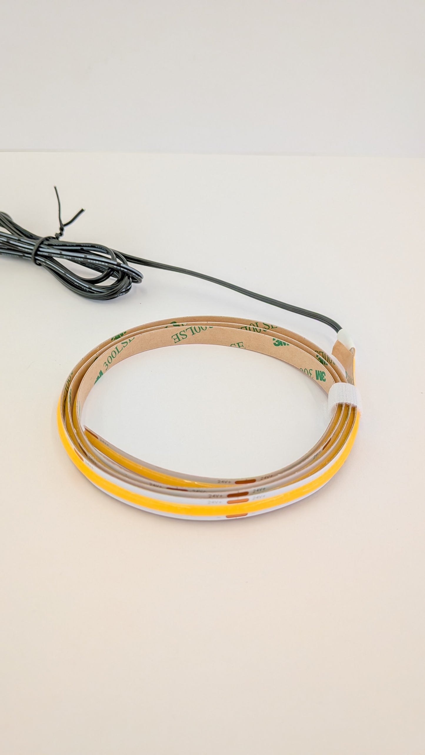 Wardrobe LED Light Strip | Motion sensor activated | Dotless | Plug in