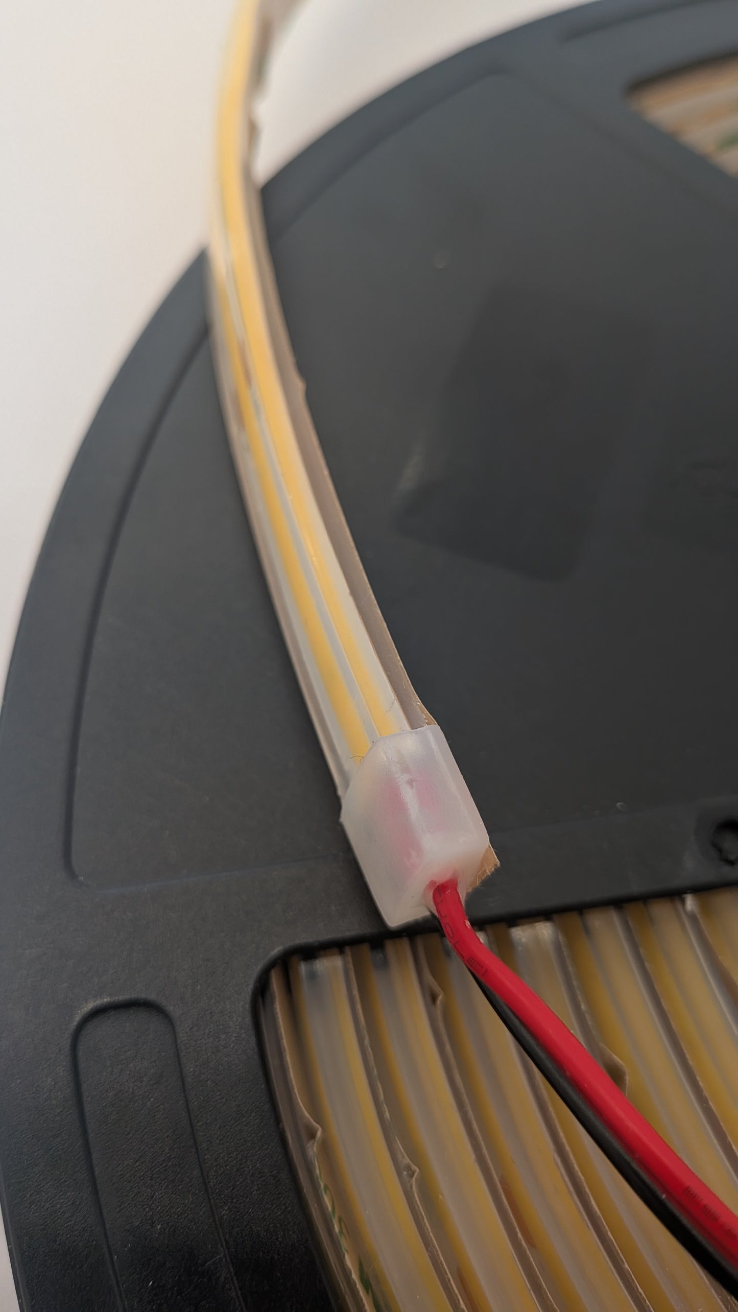 Outdoor COB LED Strip | IP 68 | 1550 Lumens Bright | Dotless