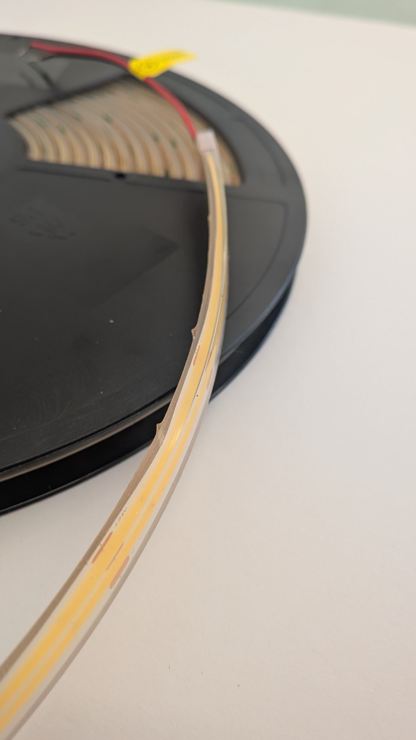Outdoor COB LED Strip | IP 68 | 1550 Lumens Bright | Dotless