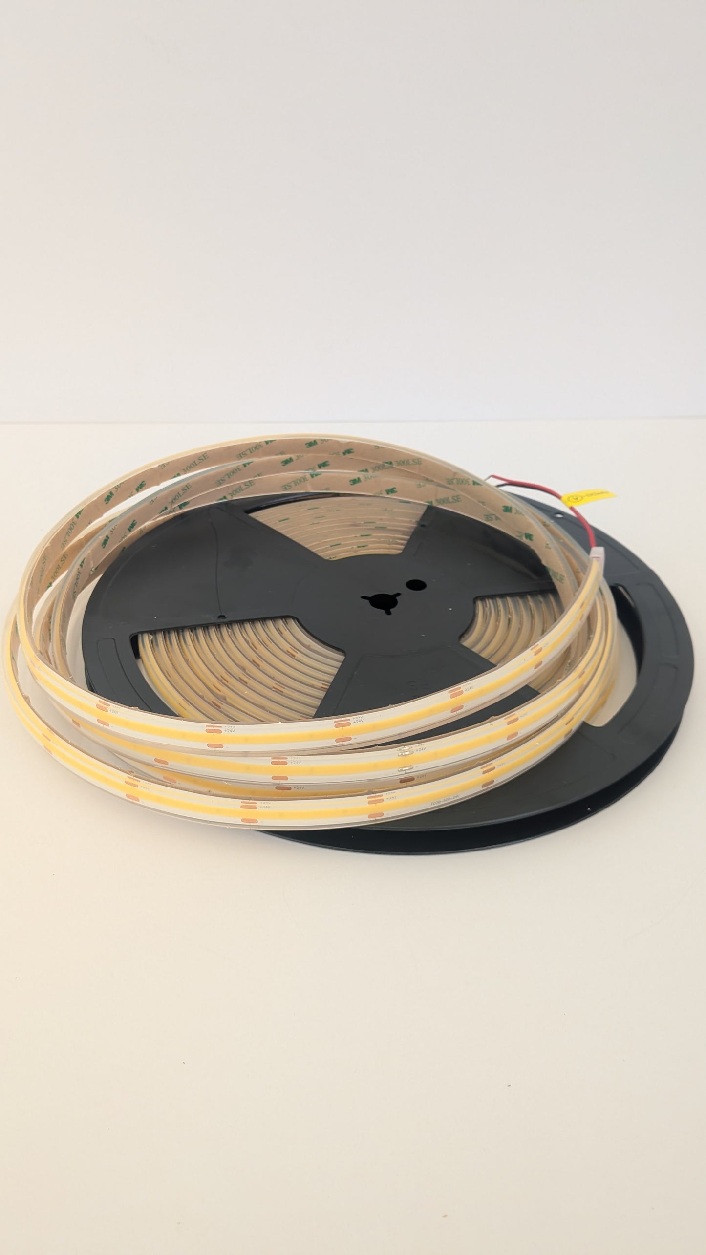 Outdoor COB LED Strip | IP 68 | 1550 Lumens Bright | Dotless