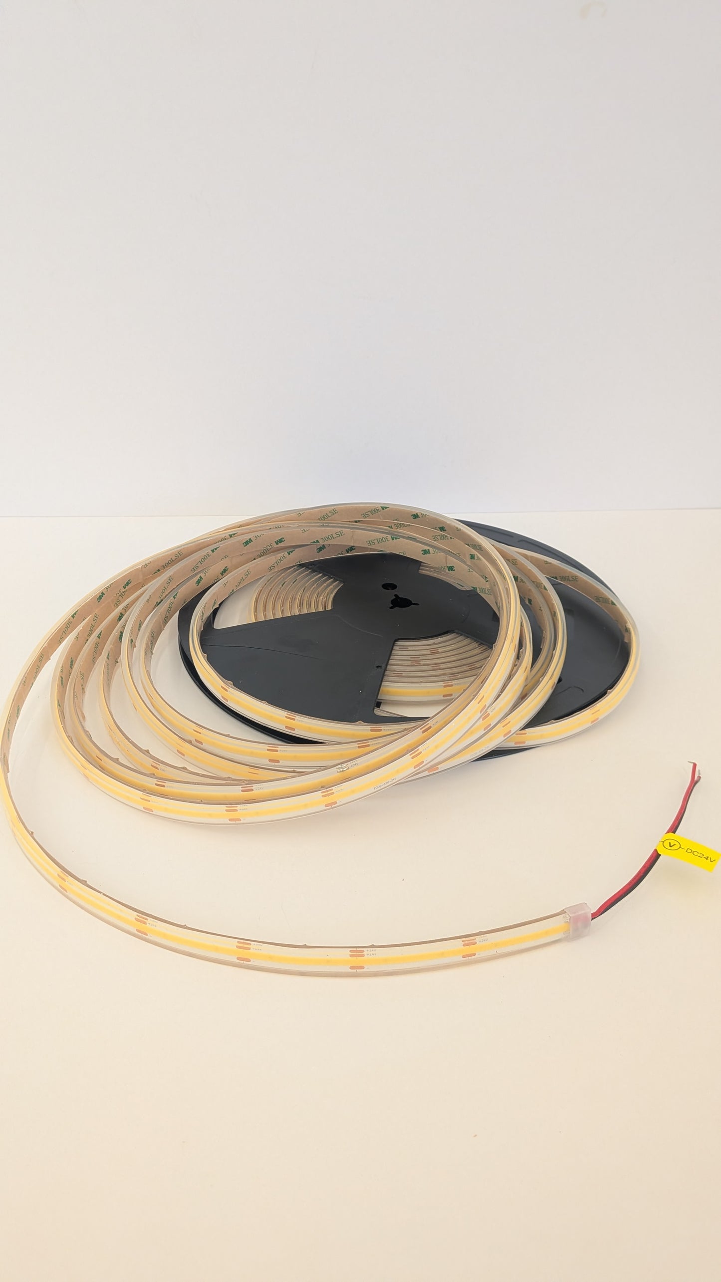 Outdoor COB LED Strip | IP 68 | 1550 Lumens Bright | Dotless
