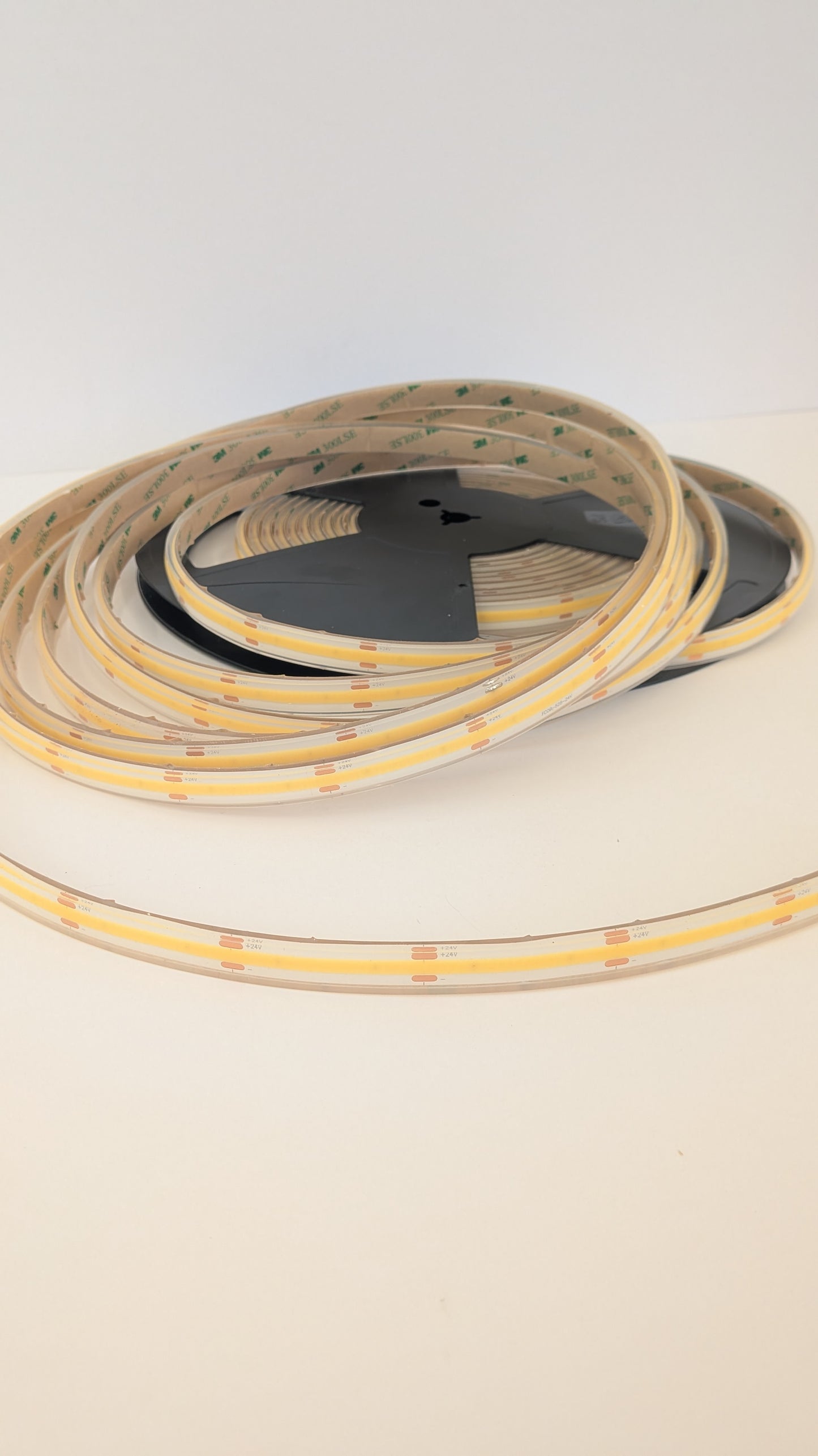 Outdoor COB LED Strip | IP 68 | 1550 Lumens Bright | Dotless