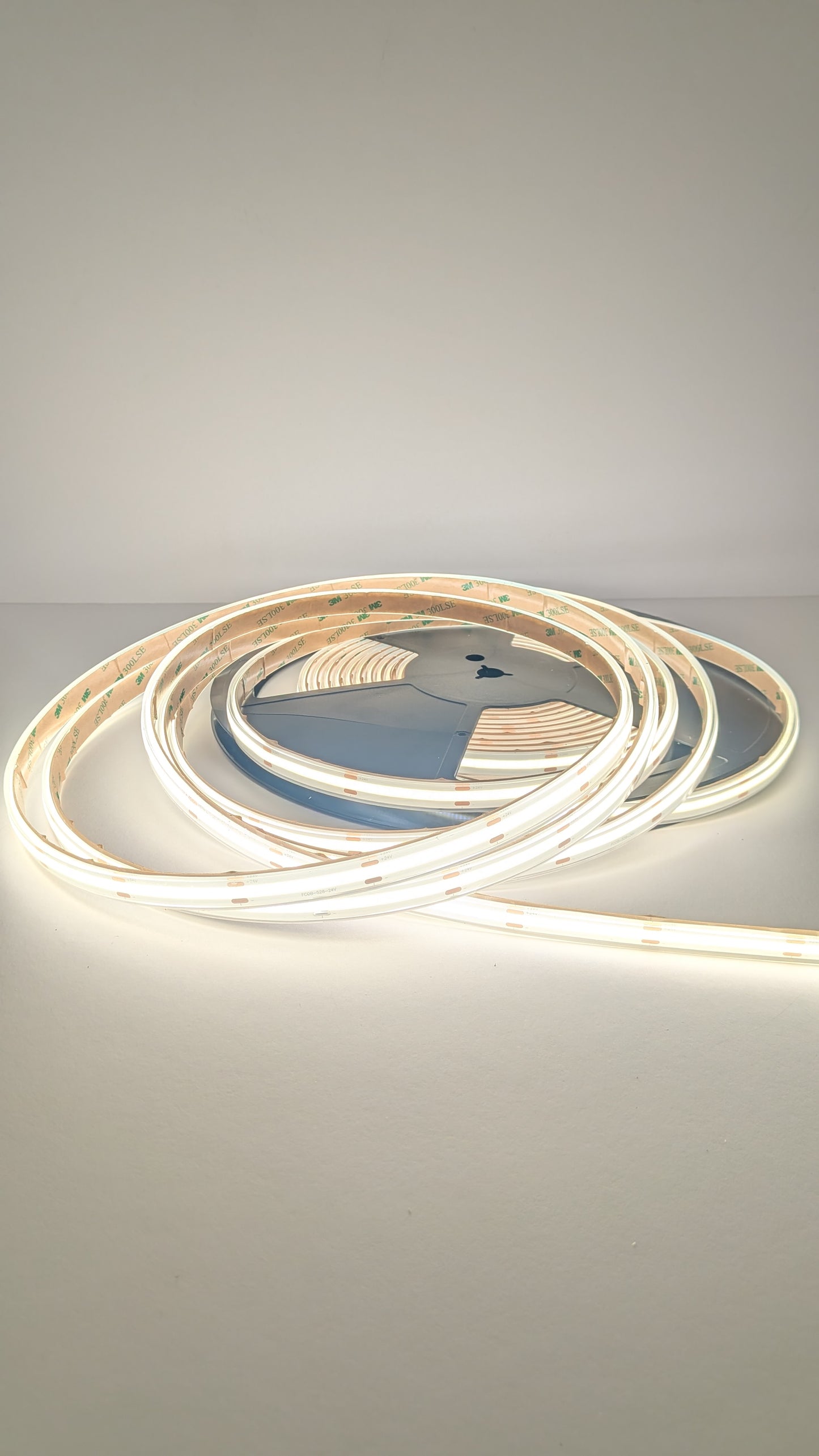 Outdoor COB LED Strip | IP 68 | 1550 Lumens Bright | Dotless