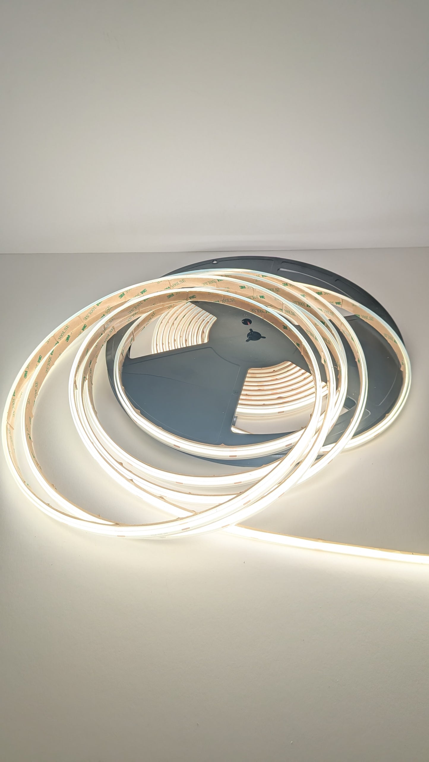 Outdoor COB LED Strip | IP 68 | 1550 Lumens Bright | Dotless