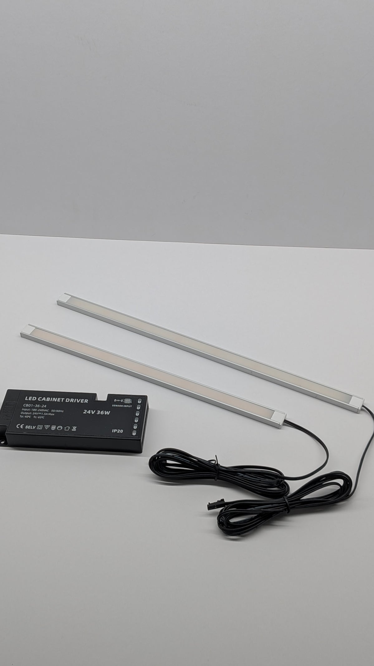 Dotless wardrobe LED light in an aluminium channel, plug in, 1050 lumens per metre