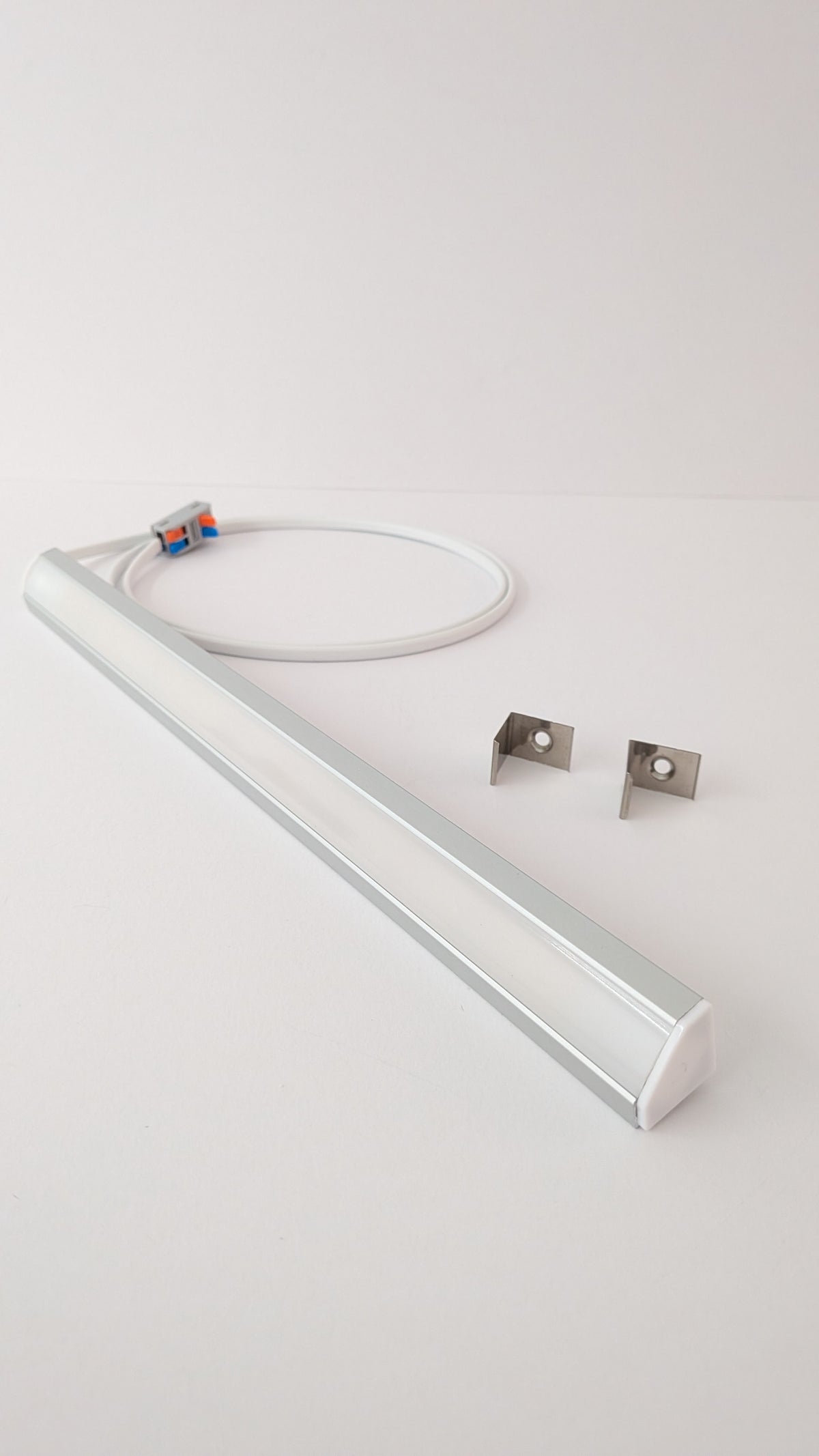 Dotless seamless corner LED under cabinet light, slim 19mm, high CRI