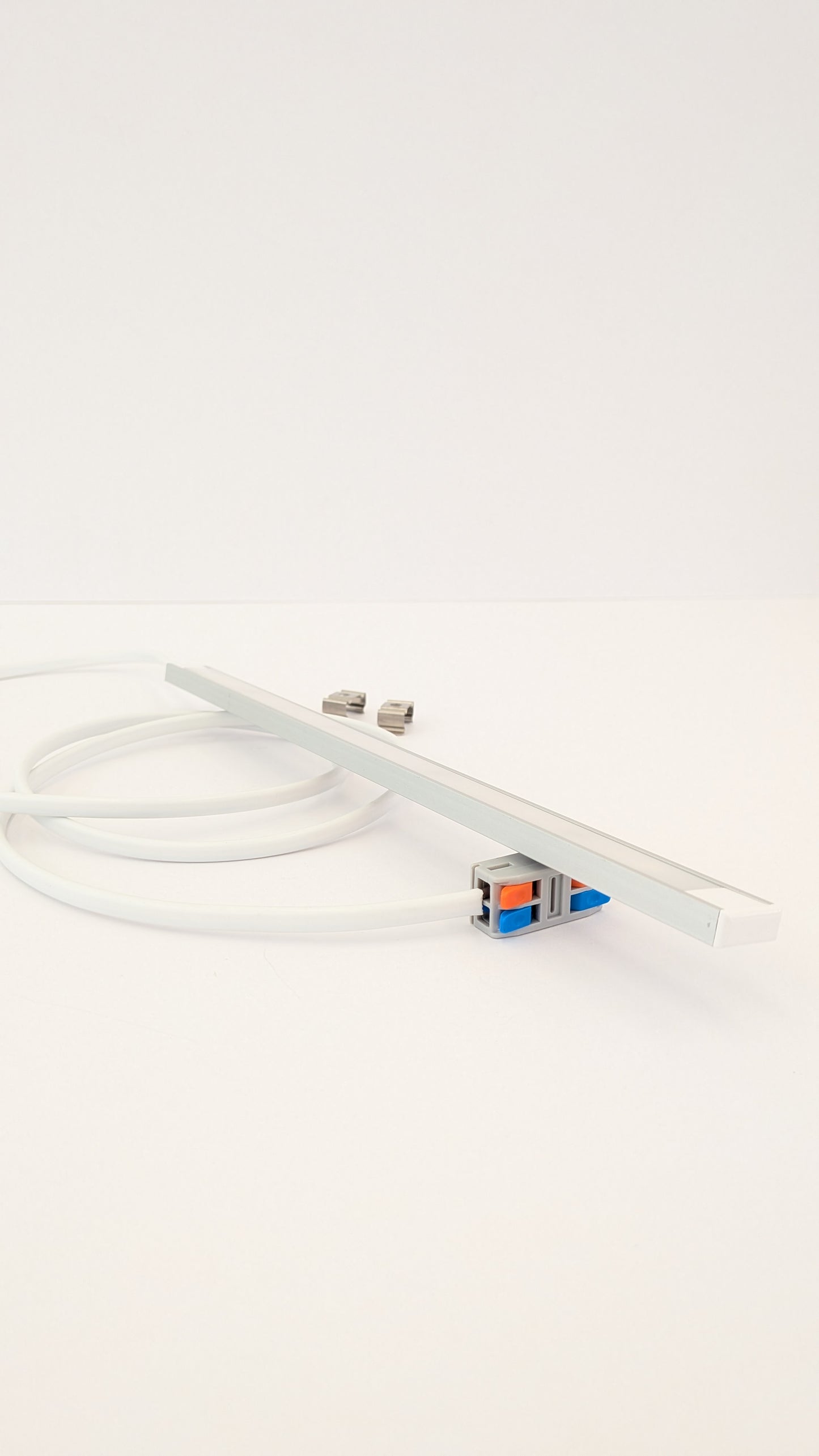LED Under Cabinet Lights | 7mm Slim | Dotless | 230V - No Driver Required | 850 Lumens/Metre