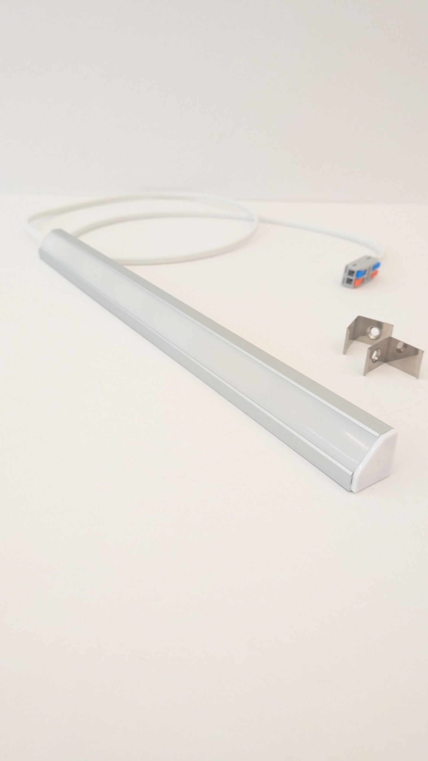 Under Cabinet LED Light | Corner Mounted | 19mm x 19mm | 230V - No Driver Required | 1400 Lumens/Metre